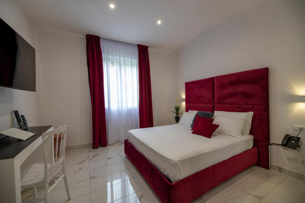 Grand Serapide 4*